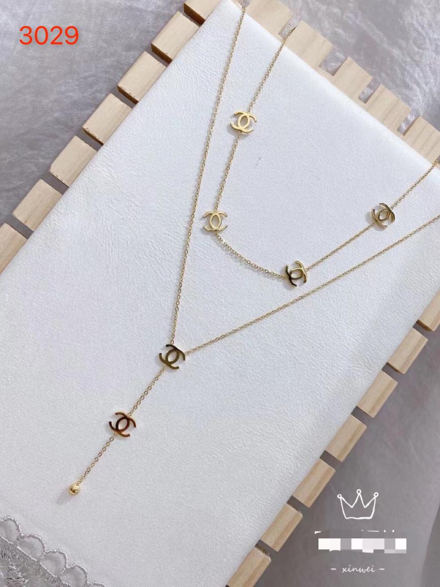 Chanel long necklace 109512