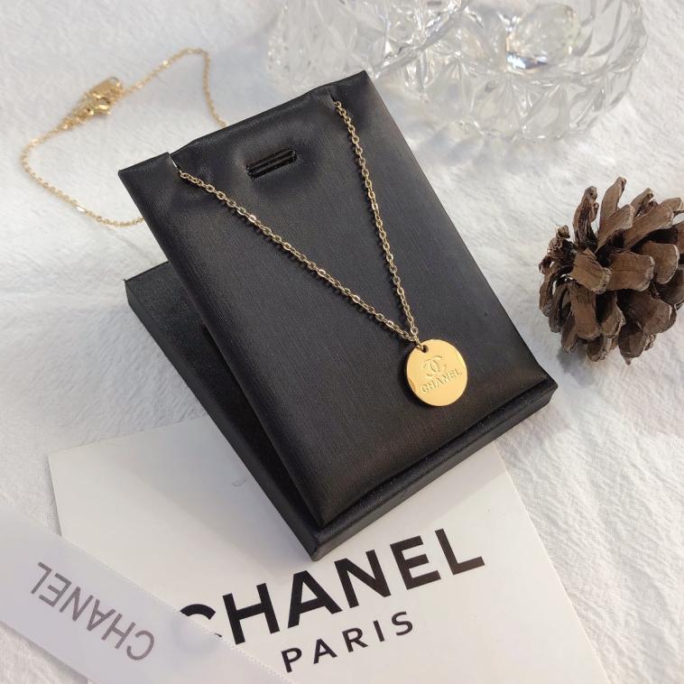 X247 Chanel necklace 109607