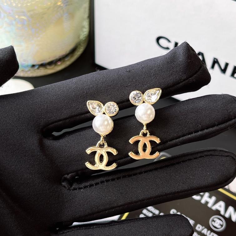 A799  Chanel earrings 109931
