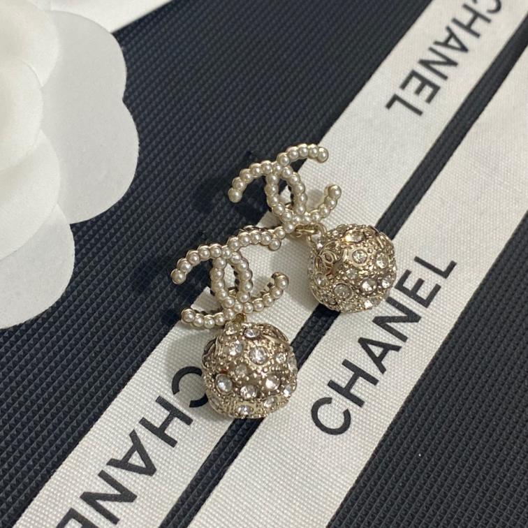 A1069 Chanel earrings JS