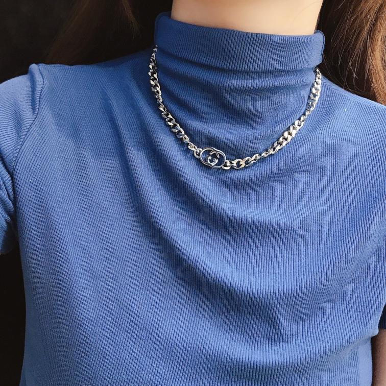 X042  Gucci necklace 110315