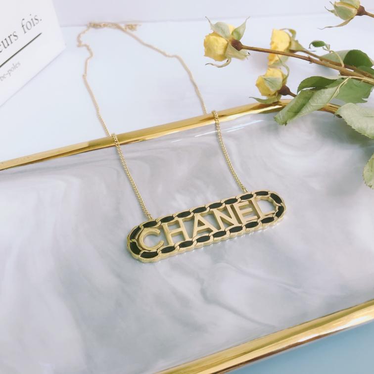 X096 Chanel necklace 110310