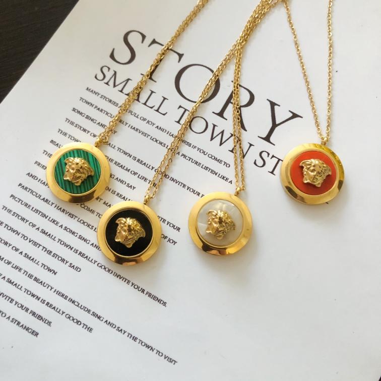 Versace necklace 110460