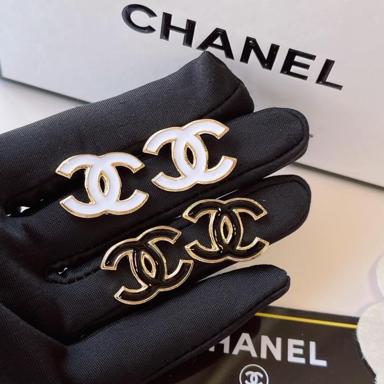 A818 Chanel earrings 110486