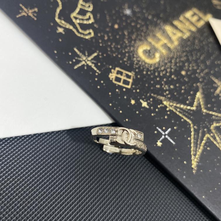 JZ105  Chanel ring