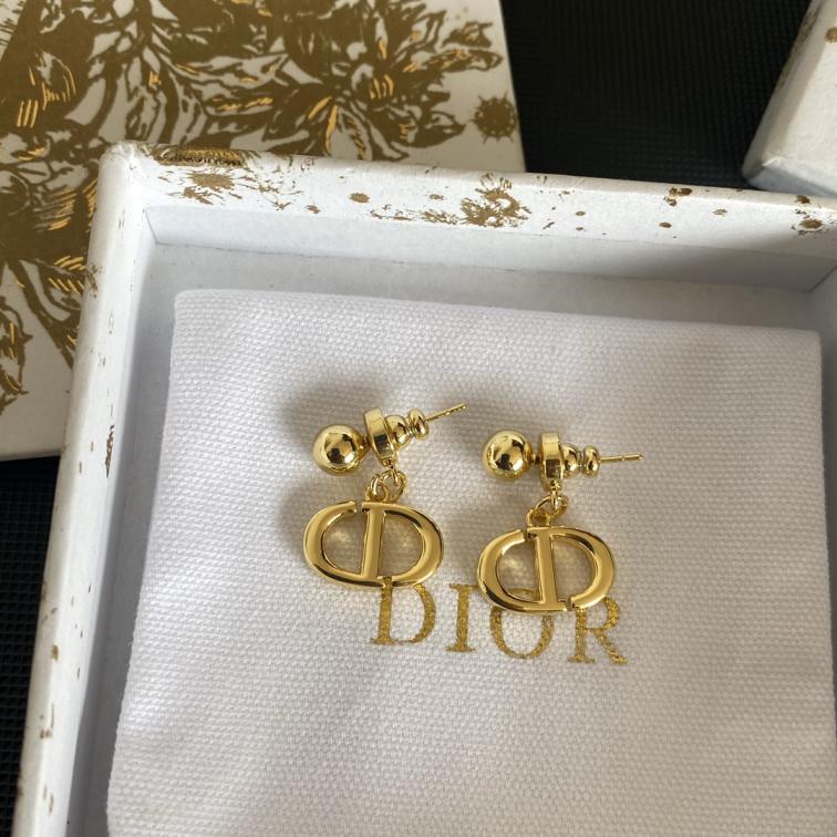 A1239 Dior earrings