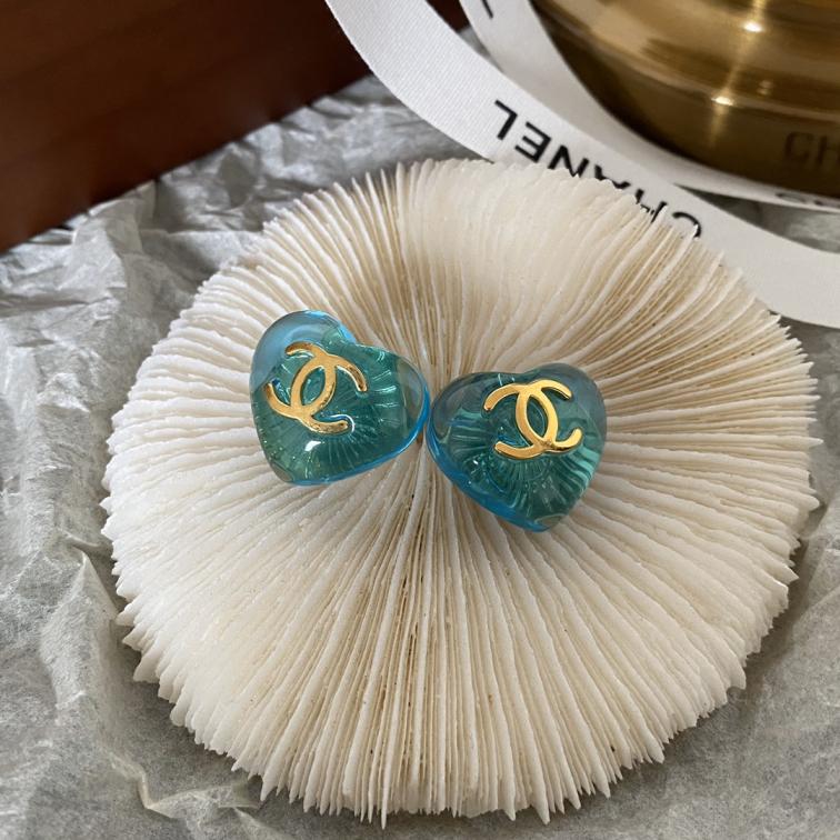 A787  Chanel earrings
