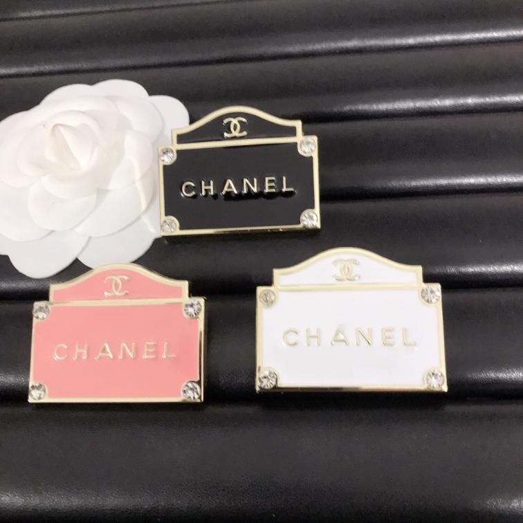 Chanel brooch 110656