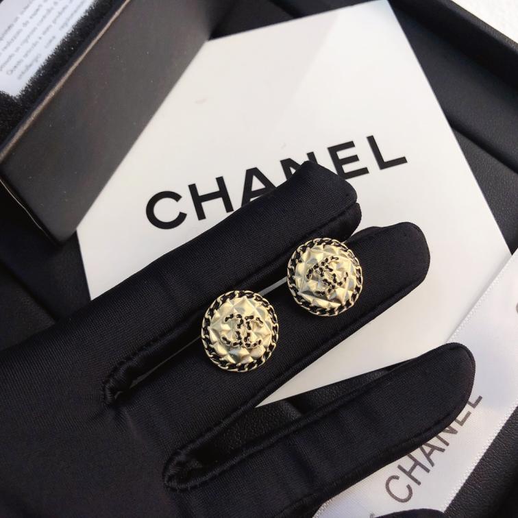 A491 Chanel earrings