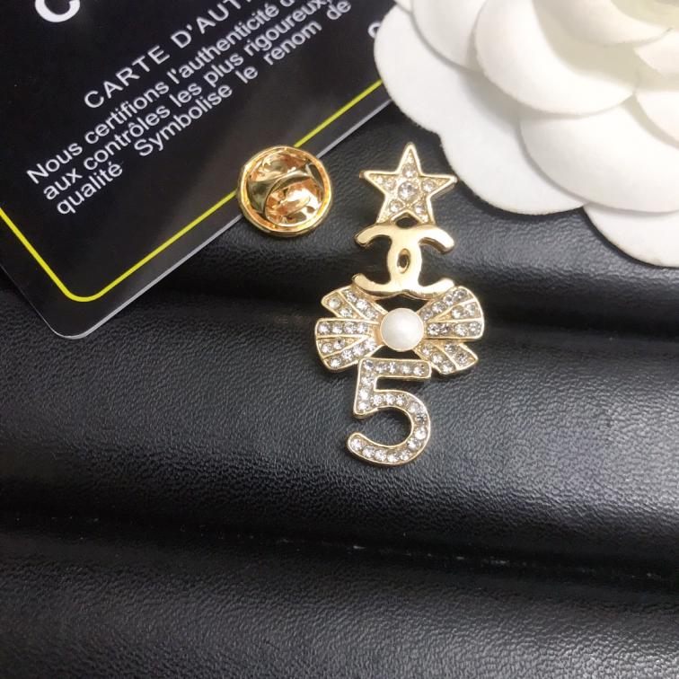 Chanel brooch 110899
