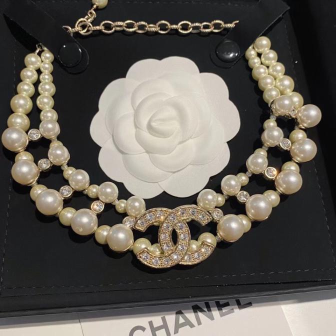 Chanel pearls choker necklace 110879