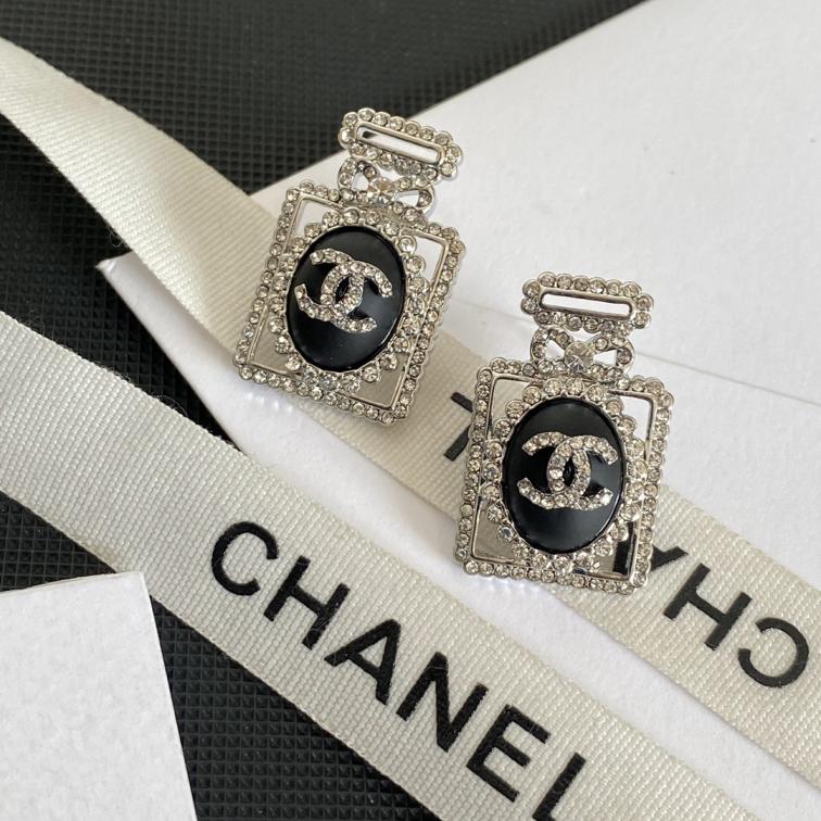 A1083 Chanel bottel earrings