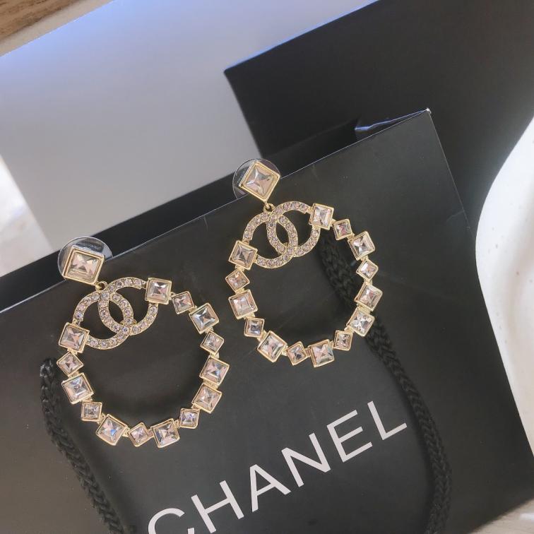 A128 Chanel earrings