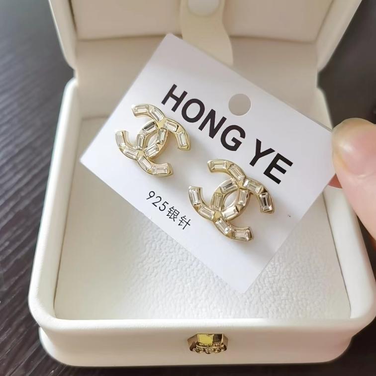 Chanel cc earrings 111147