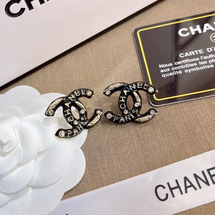A694 Chanel earrings cc