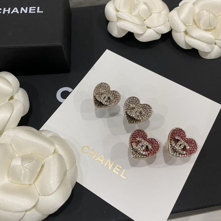 A1207/A1208 Chanel heart earrings