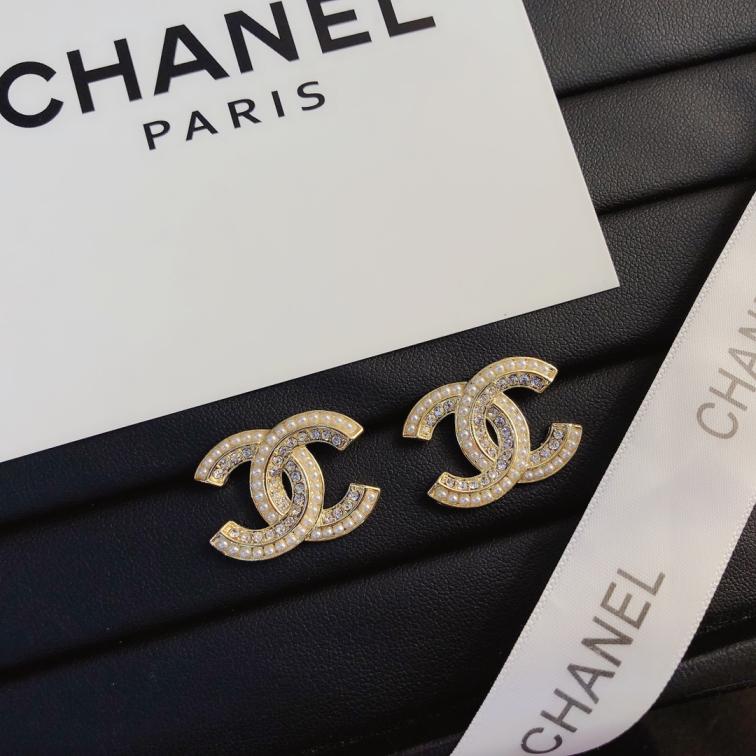 A363 Chanel earrings cc