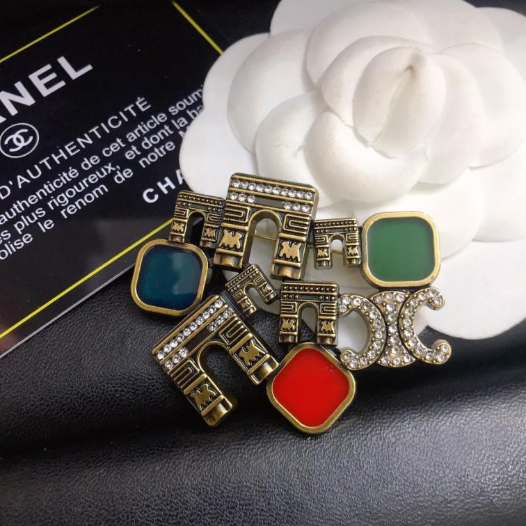 Celine brooch 111324