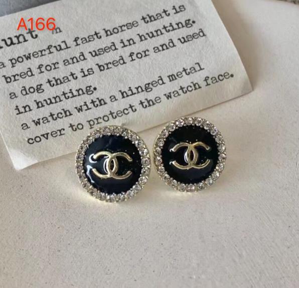 Chanel earrings 111386