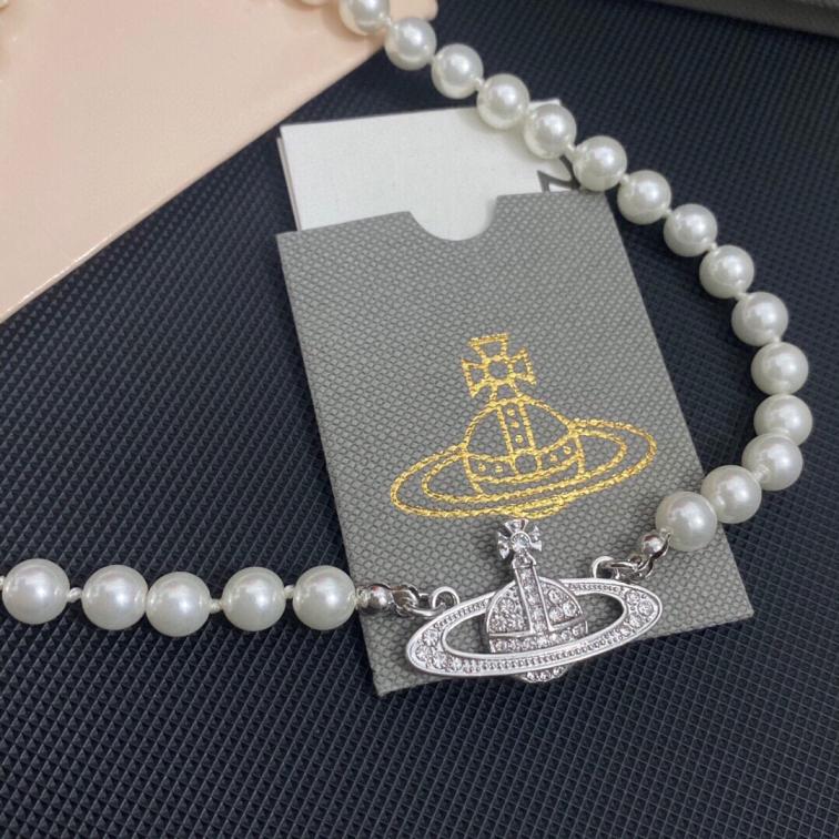 Vivienne Westwood bracelet/necklace 111690