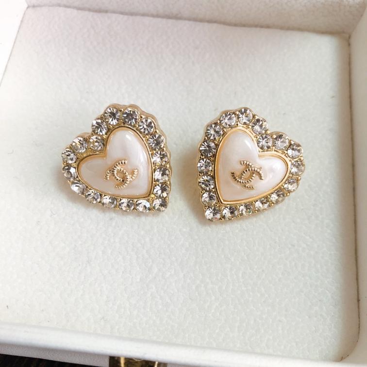 Chanel heart earrings 111852