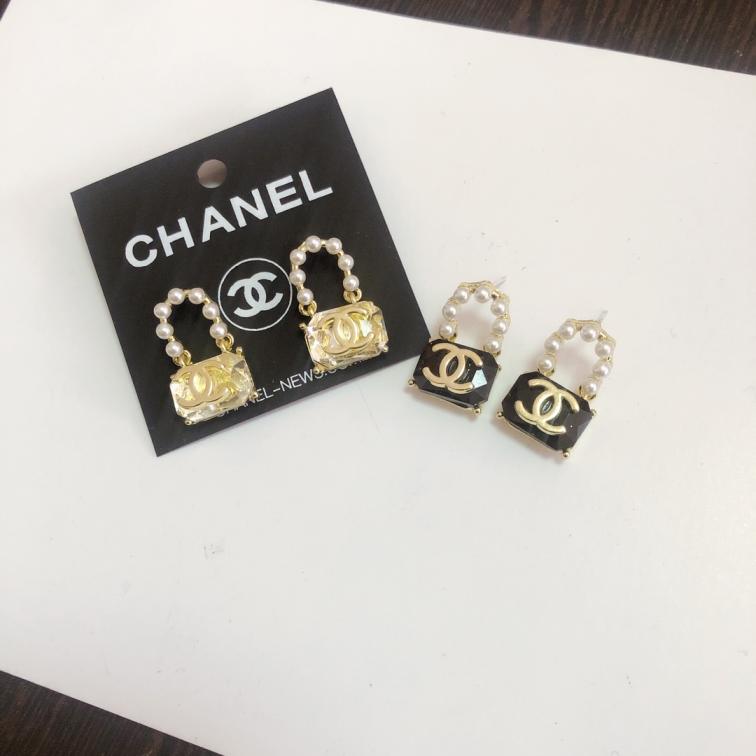 Chanel earrings 111851
