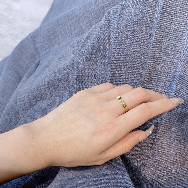 J095  YSL ring