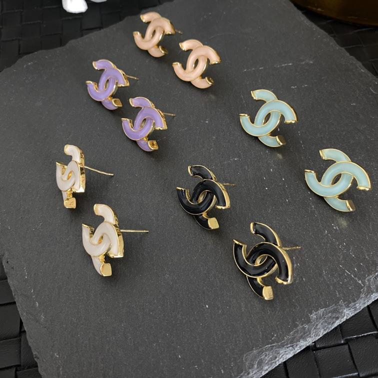 E005 Chanel cc earrings