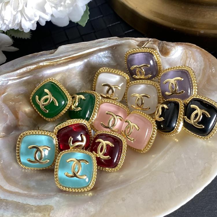 E007 Chanel square candy earrings