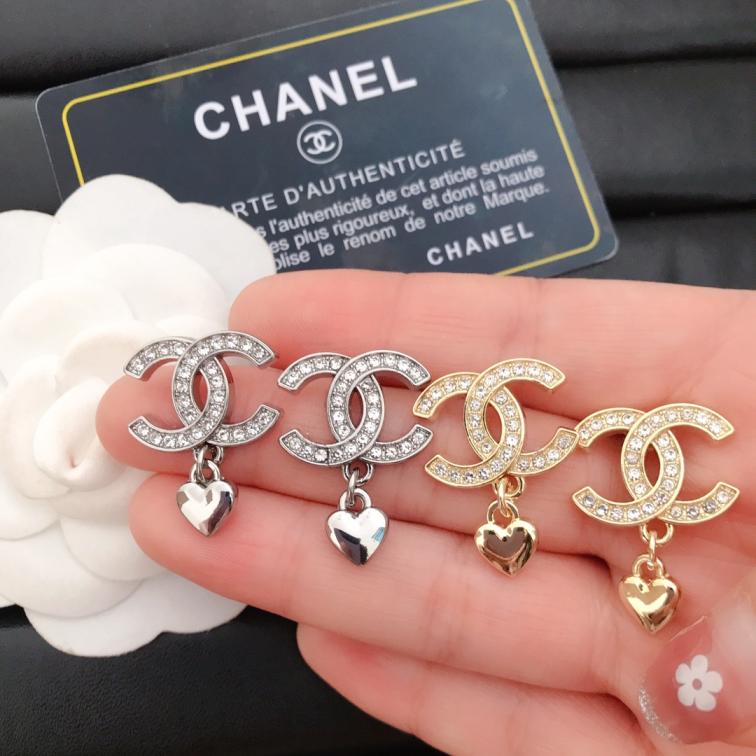 Chanel earrings heart 111977