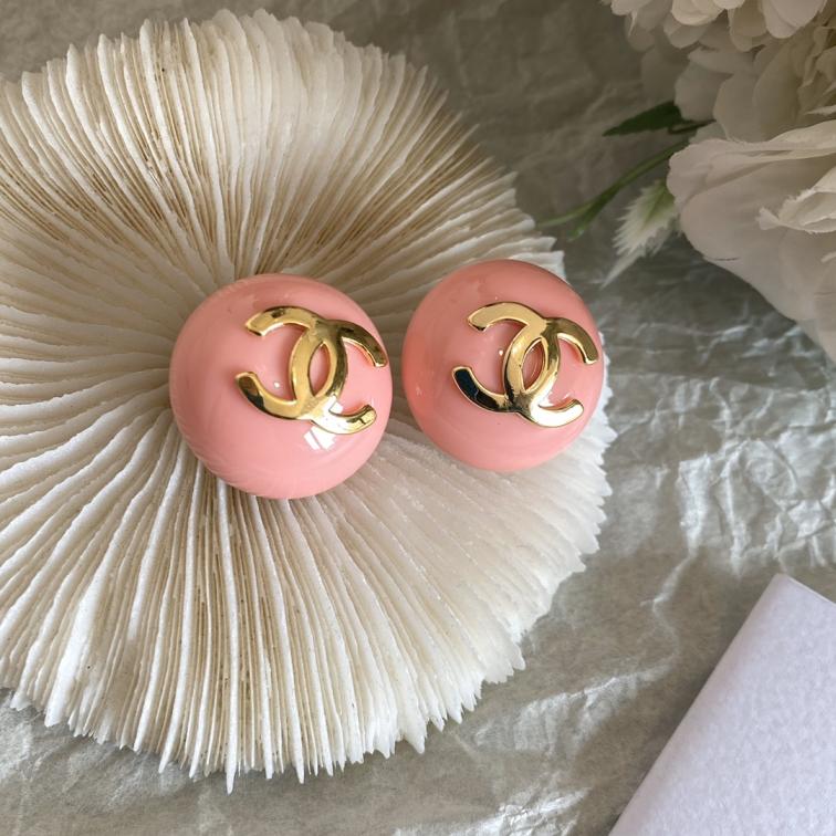 A772 Chanel Pink earrings
