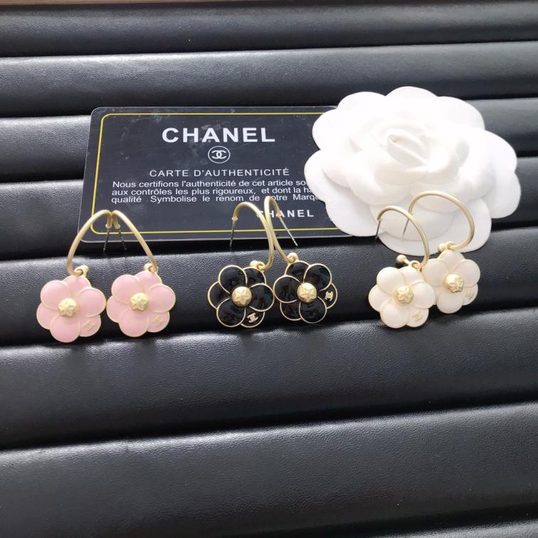 Chanel camellia earrings 112044