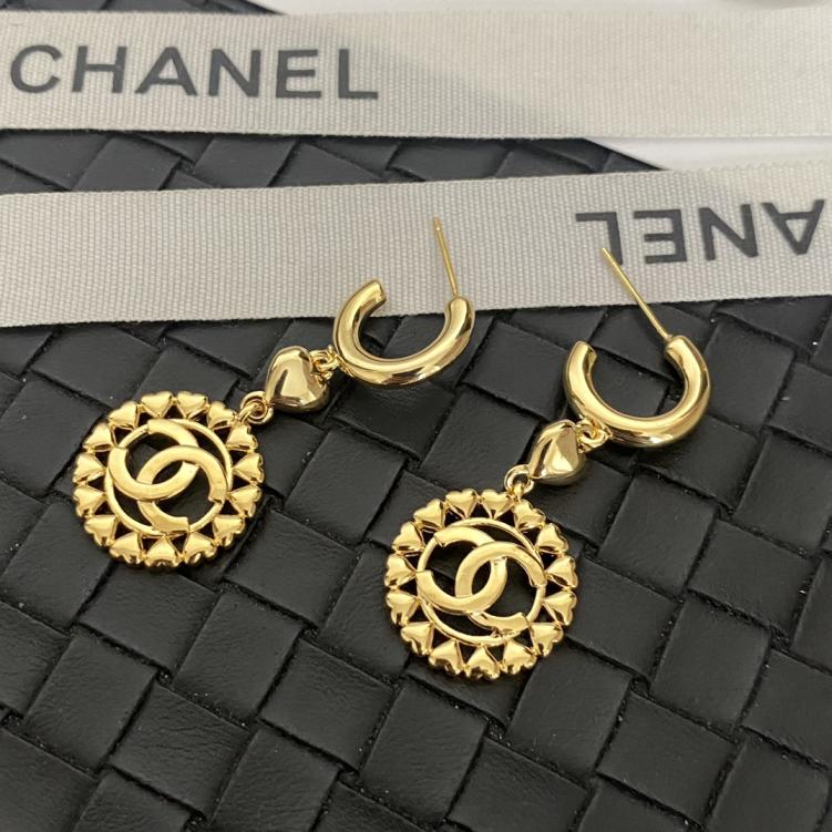 A1671 chanel earrings