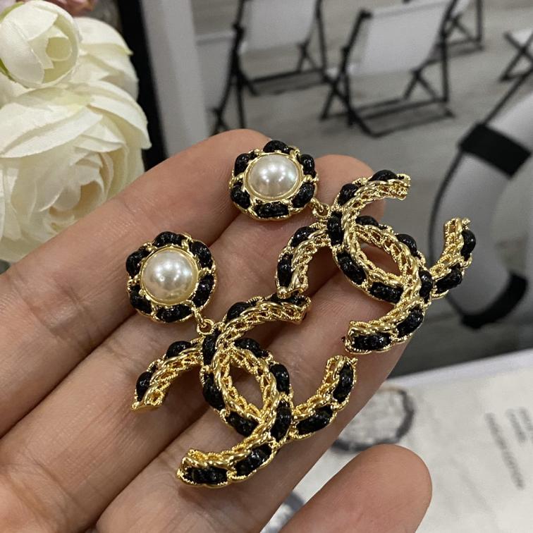 Chanel earrings 112469