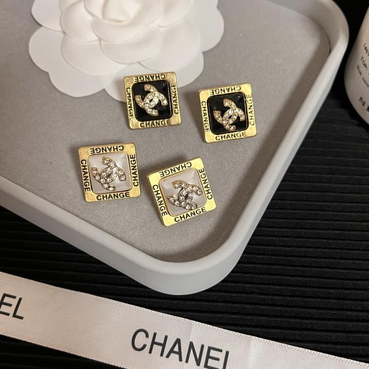 A398  Chanel earrings