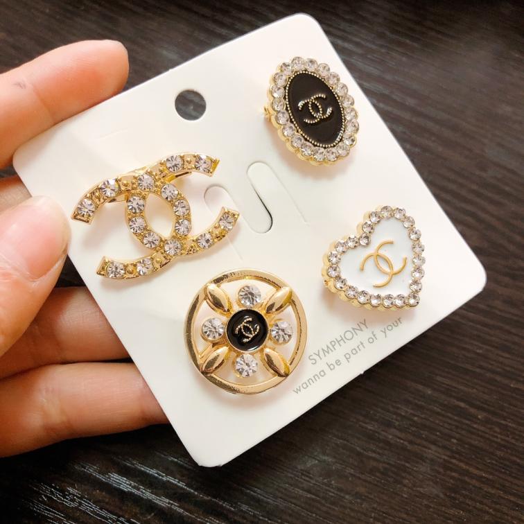 Chanel brooch 4 in 1 set 112331