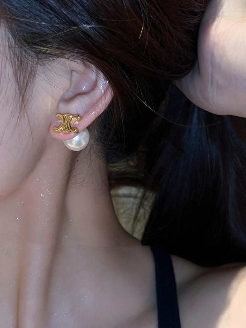 A594  CELINE earrings