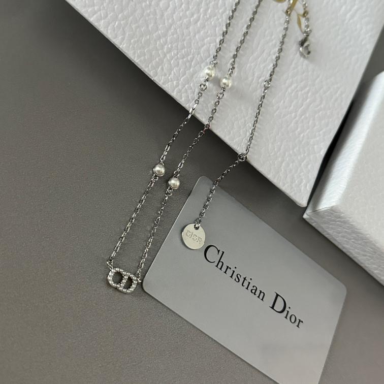 B829  Dior silver necklace