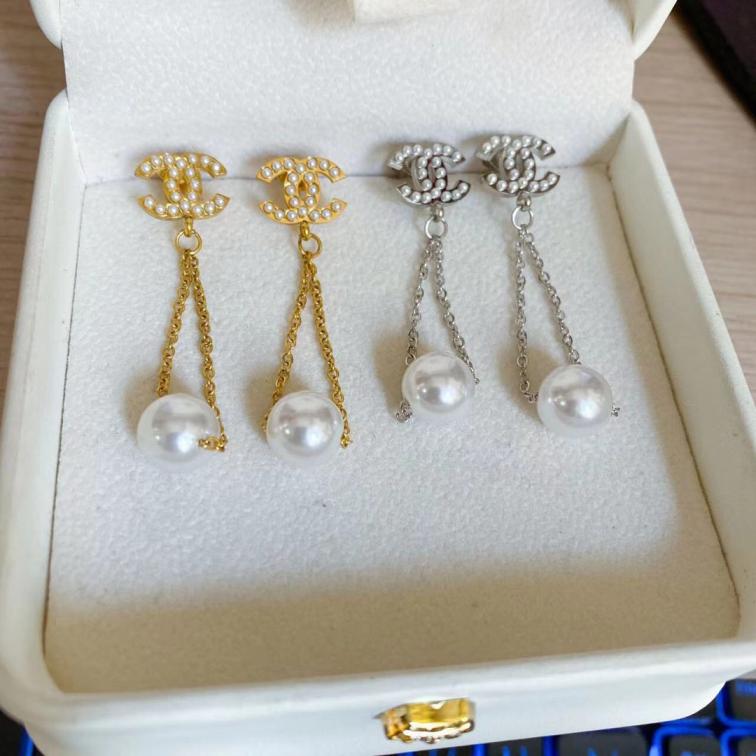 Chanel pearls earrings 112642