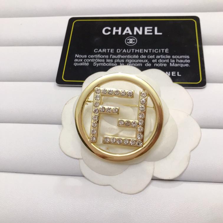 Fendi brooch 113023