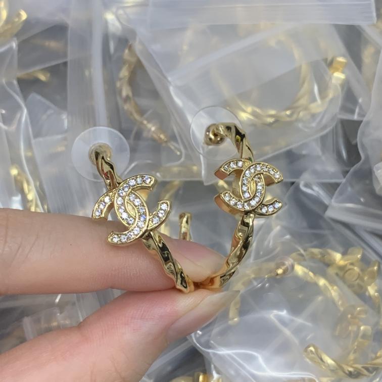 Chanel hoop earrings 113029