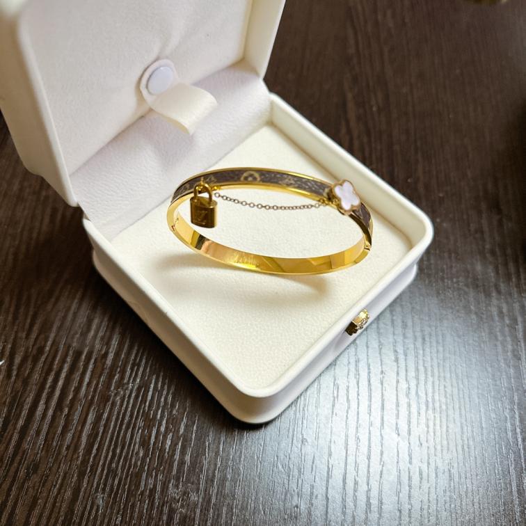 LV Louis vuitton bracelet 113567