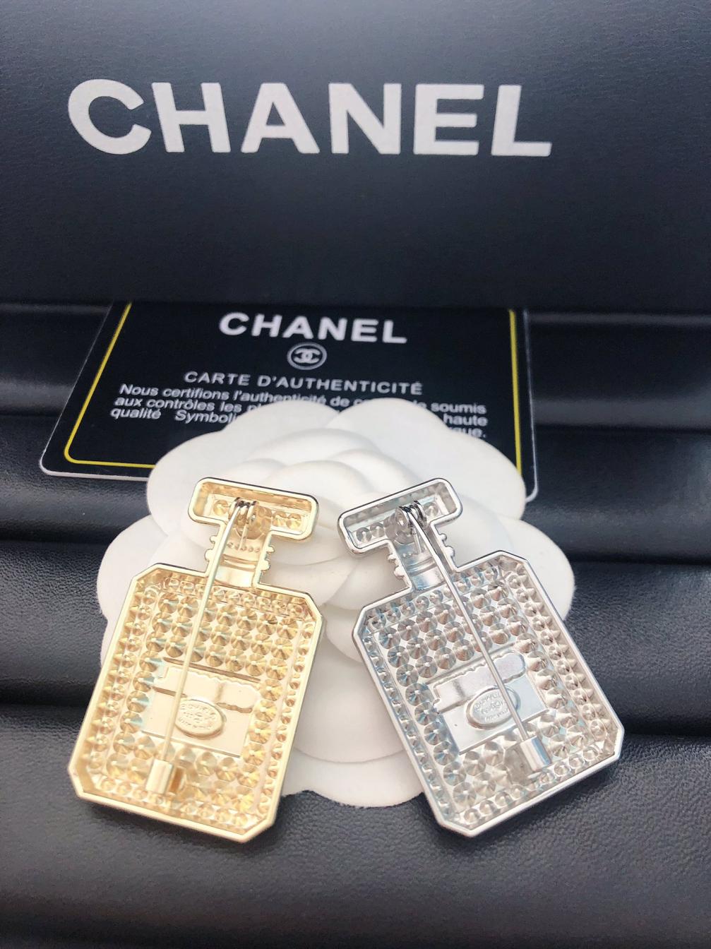 Chanel perfume bottle brooch 114136