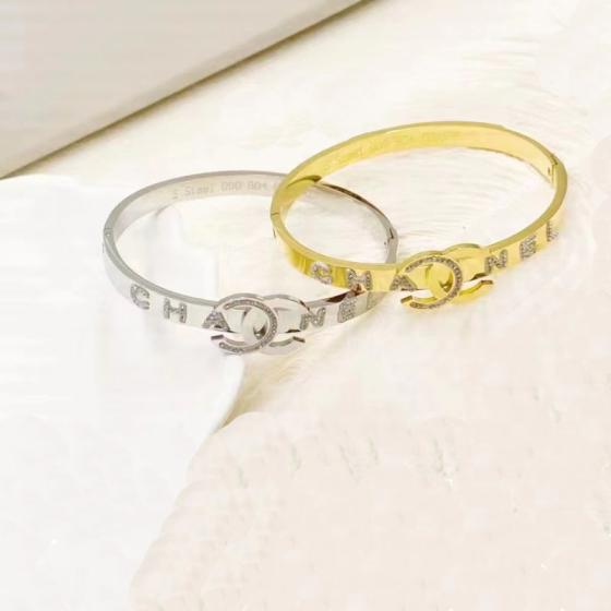 Chanel bracelet 114124