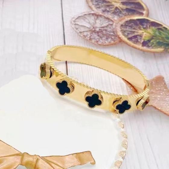 (No Logo)VCA Vancleef bracelet 114123