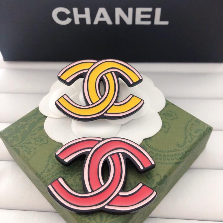 Chanel brooch cc 114332