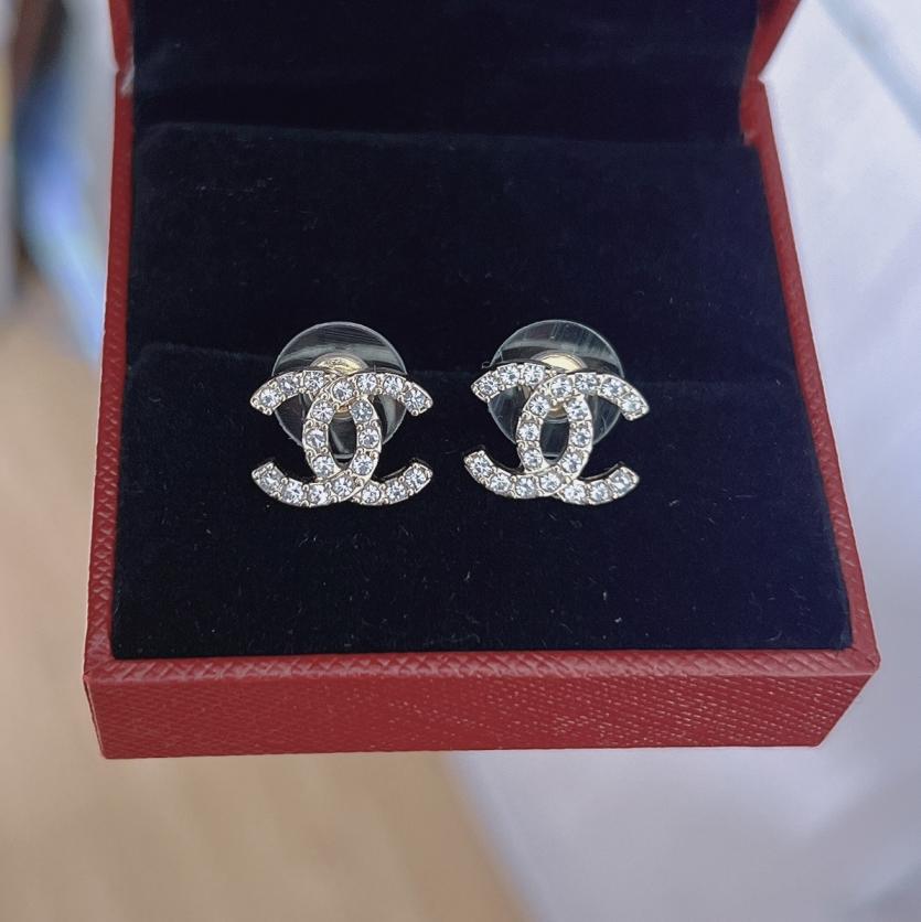 Chanel earrings cc 114321
