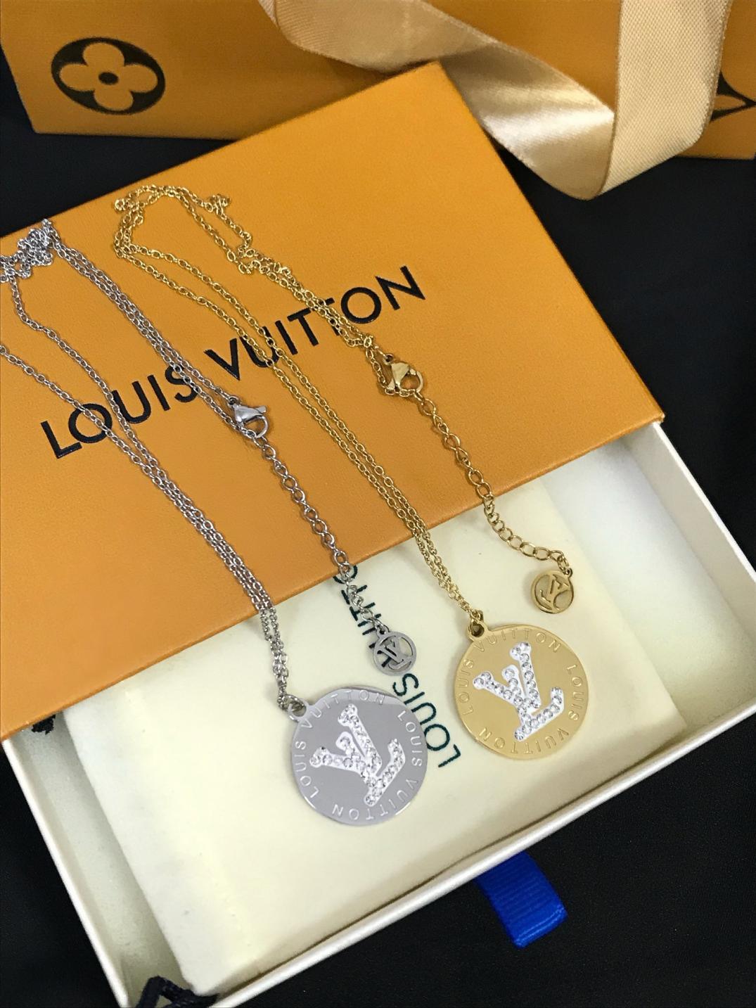 X597 LV Louis vuitton necklace