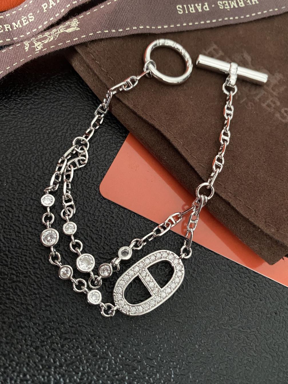 B399 Hermes bracelet