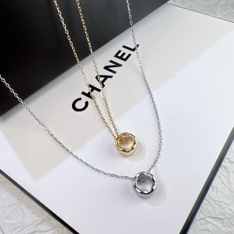 Chanel necklace 114524
